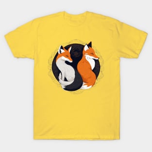 two foxes yin yang simbols T-Shirt